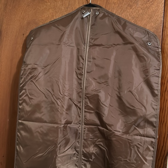 Burberry Logo-Printed Bomber Jacket - Picture 16 of 16